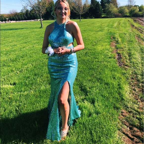 Alyce Paris Dresses & Skirts - Prom Dress ~ Mermaid Style With Slit